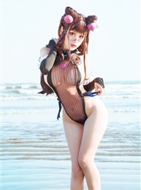 一笑芳香沁紫式部